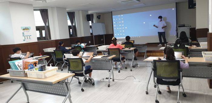 ‘2021 경산시 웹툰창작체험관’ 개강