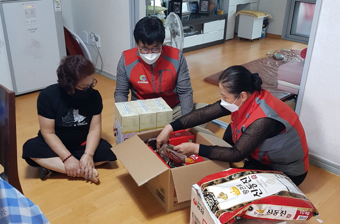 진량읍, 저소득 중증장애인 생필품 전달
