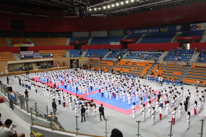 제15회 경산교육장배 태권도대회 열려