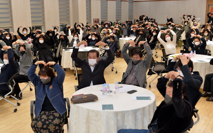 경산장복, 자원봉사자·후원자들과 송년행사