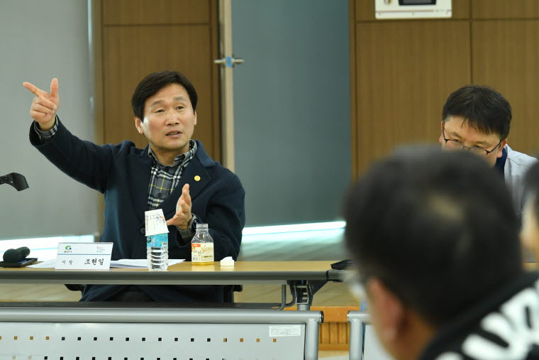 “협력적 노사문화 구축에 힘 모으자!”