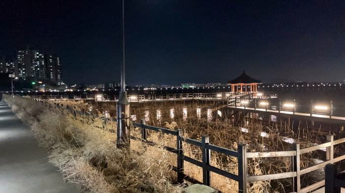 진량 연지(蓮池) ‘수변생태공원’으로 변신