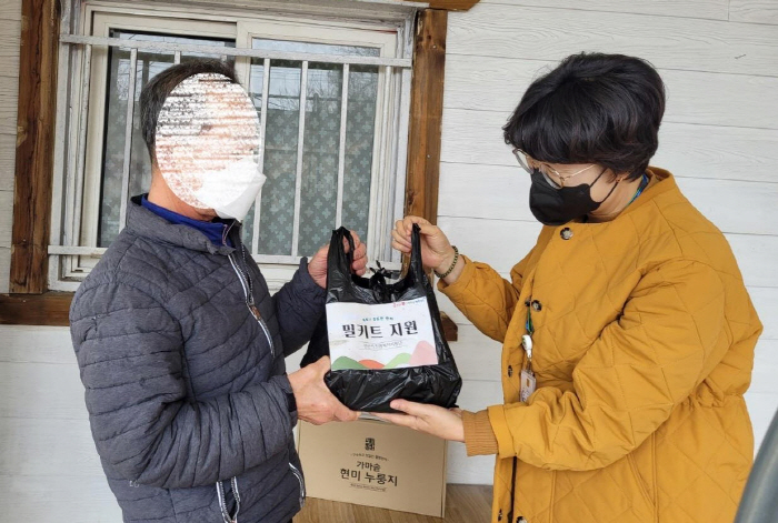 고독사 예방 ‘밀키트 지원사업’ 확대 시행