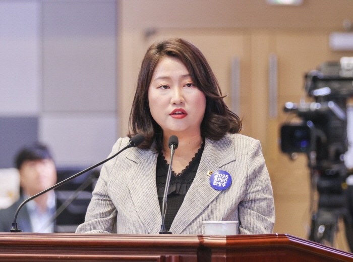 “학생 사이버 도박 급증, 대책 마련하라”