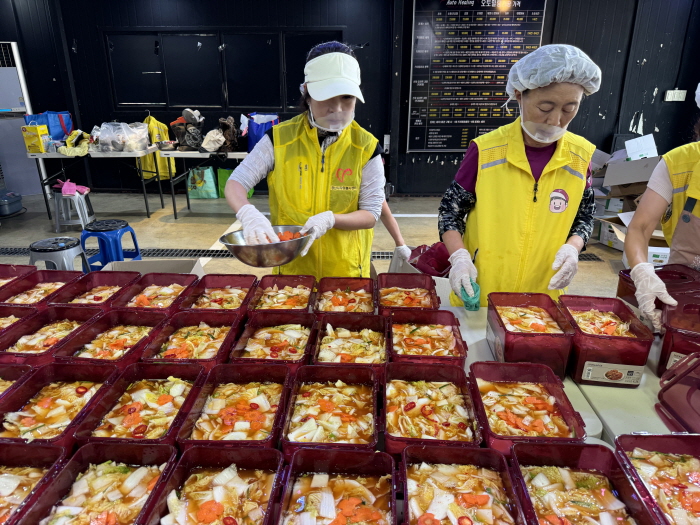 ‘말복이닭! 무더운 여름 안녕’