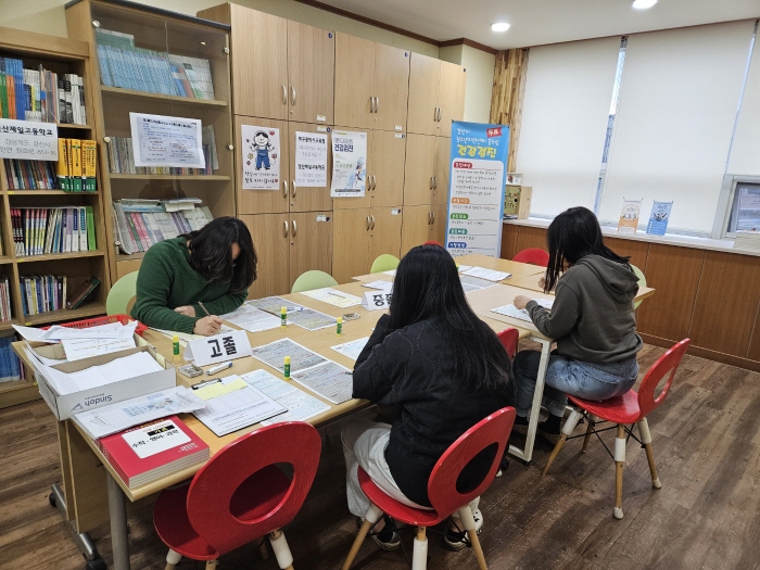 경산 학교 밖 청소년 105명 ‘검정고시’ 합격