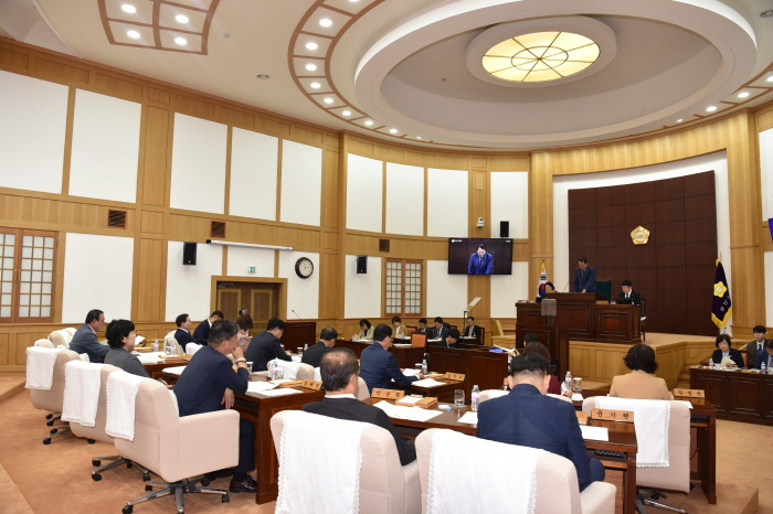 ‘지식산업지구 매입확약 재연장 동의안’ 통과 