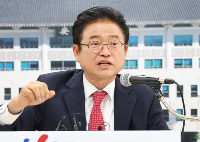 “계엄 해제 다행...일상에 전념해달라”
