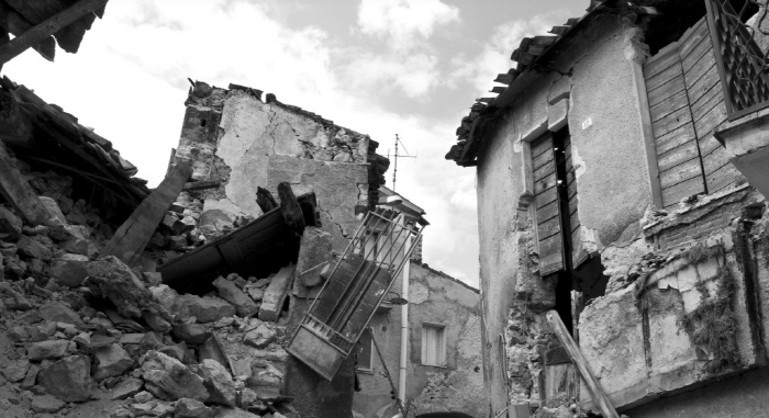 노후건축물 외벽 마감재 안전점검 실시