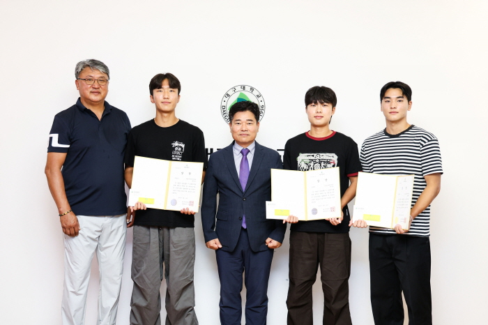 대구대 축구부 학생들 ‘골보다 값진 선행’