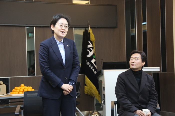 “변호사비 대납설, 전혀 근거 없다”